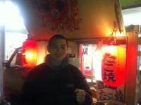 仁人さんとたこ焼きや.JPG